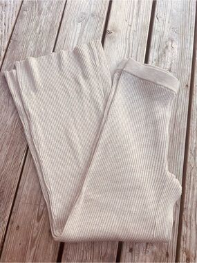 House of Harlow 1960 Cream ribbed knit  Boot Cut Pants
